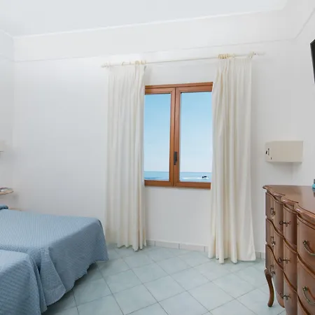 Pupetto 3* Positano