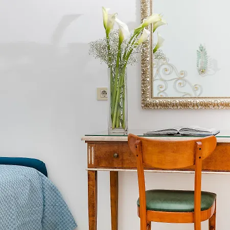 Pupetto 3* بوسيتانو