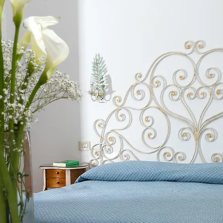 Pupetto فندق بوسيتانو