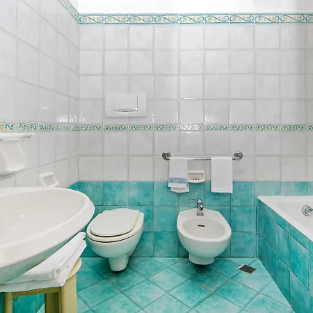 فندق Pupetto بوسيتانو