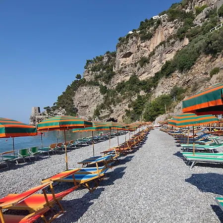 فندق Pupetto بوسيتانو