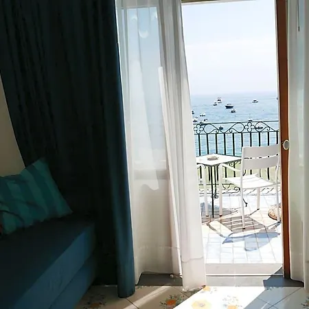 Pupetto 3* Positano